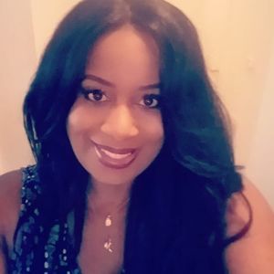 Meet your Posher, Mia